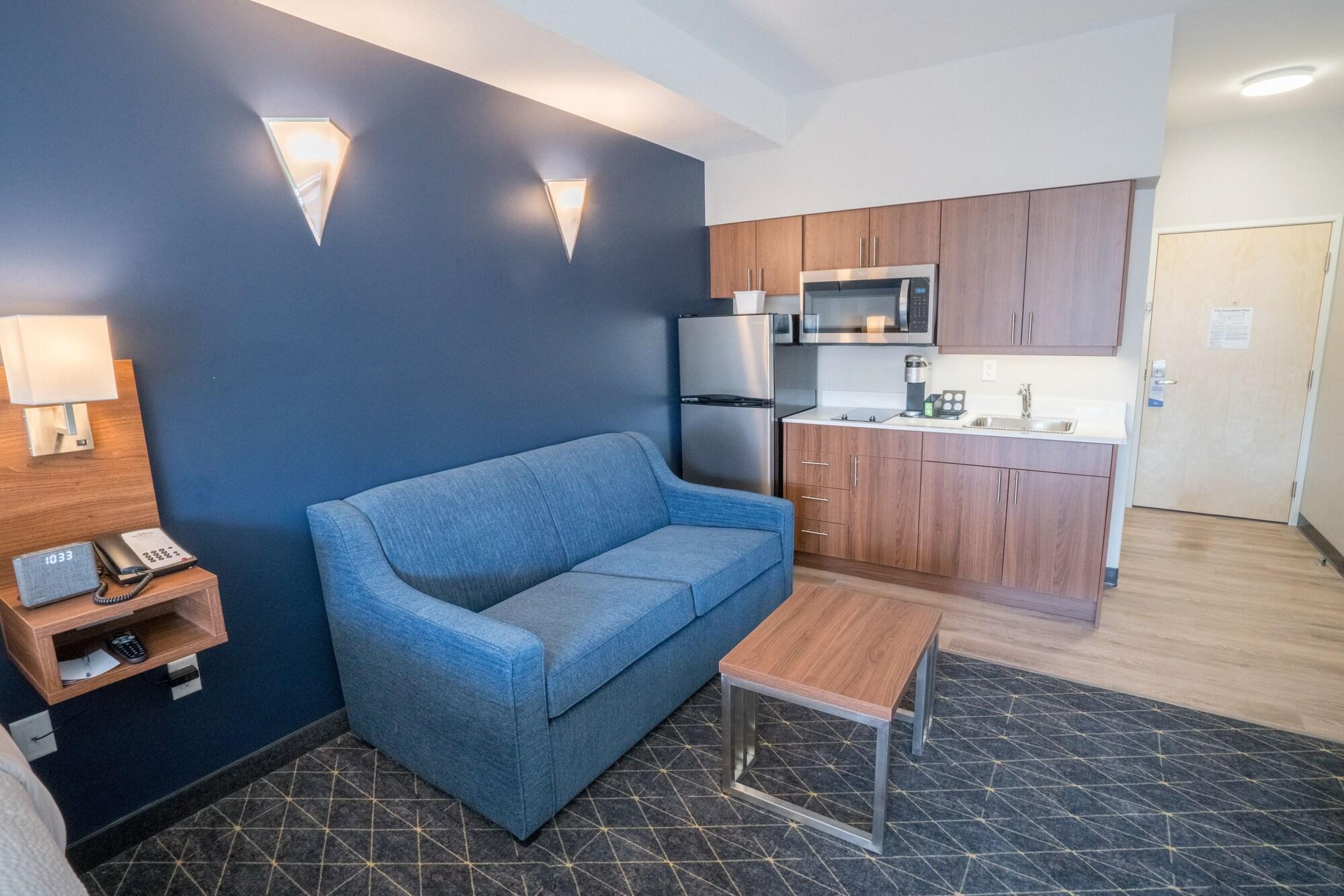 Park Inn By Radisson, Kelowna Ngoại thất bức ảnh