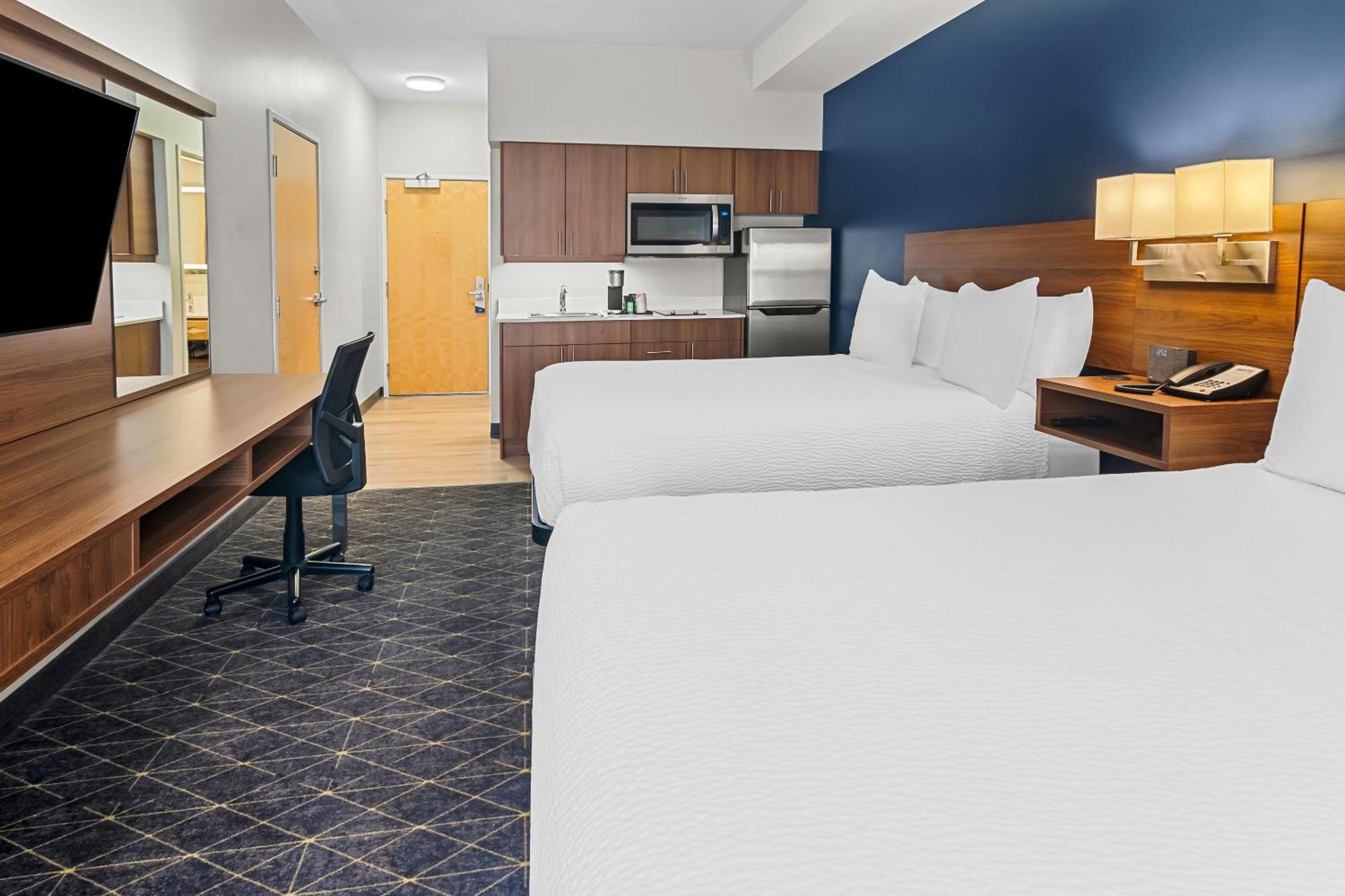 Park Inn By Radisson, Kelowna Ngoại thất bức ảnh